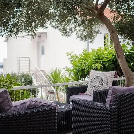 Appartamento Tino With Two Sunny Terace *