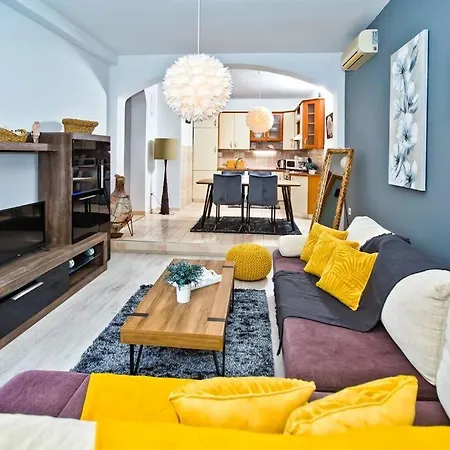 Tino With Two Sunny Terace Appartamento Hvar Town